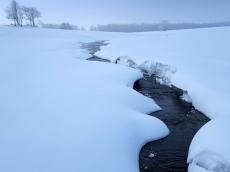 Heidegraben mit Fürstenauer Heide im Hintergrund. (Aufnahme am 22.01.19 H.Menzer)